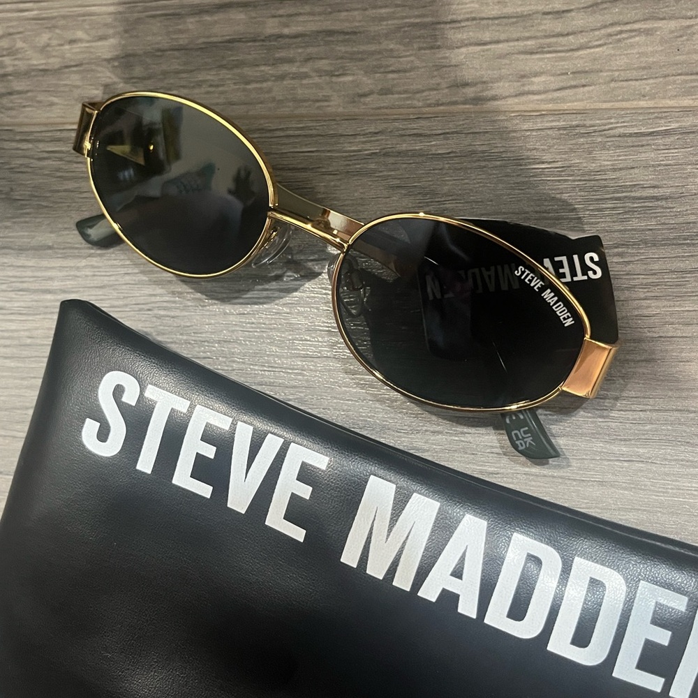 Steve Madden Gold Frame Sunglasses